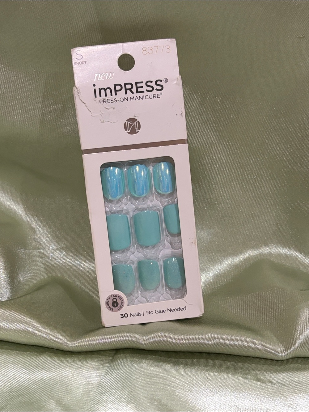 imPRESS Press-On Nails in Aqua Teal Iridescent & Solid